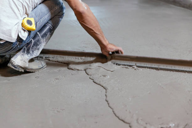 Best Concrete Pool Decks in Moenkopi, AZ